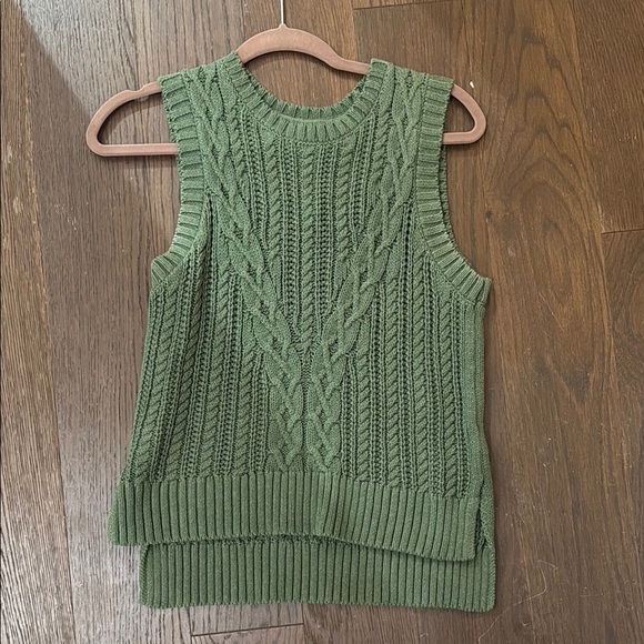 Rachel Zoe Sweaters - Green Cable Knit Sleeveless Sweater